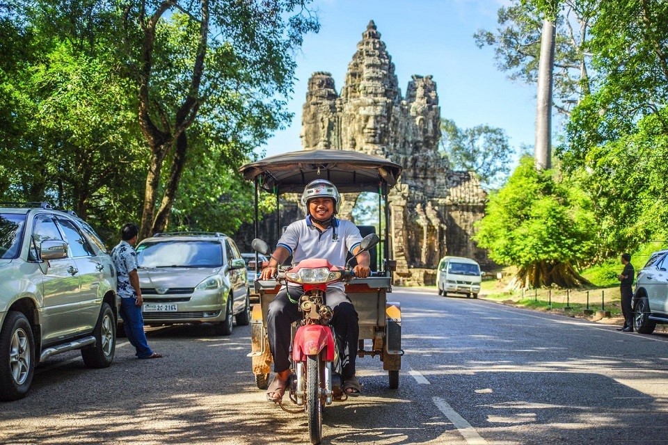 ta_prohm_temple_3