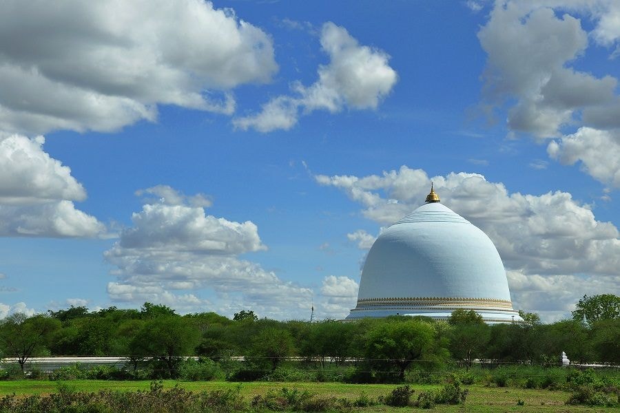Kaung Mu Taw Pagoda1