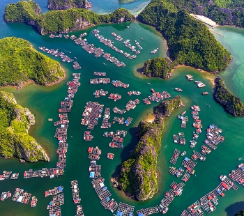 Ha Long - Vietnam - picture 5