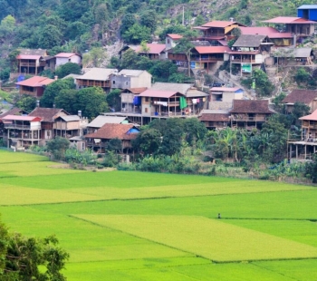 Bac Kan - Vietnam - picture 2