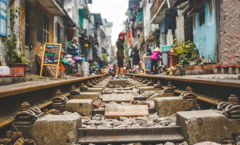 Half day city by motorbike led by female tour guide - ảnh 3