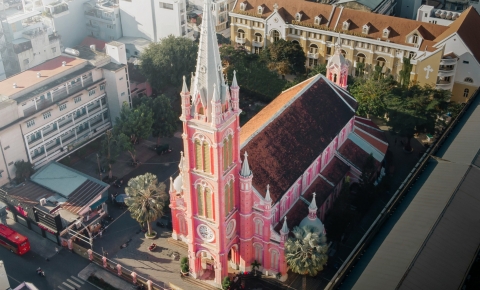 VIETNAM ODYSSEY: 19 DAYS OF CULTURE & NATURE - ảnh 1