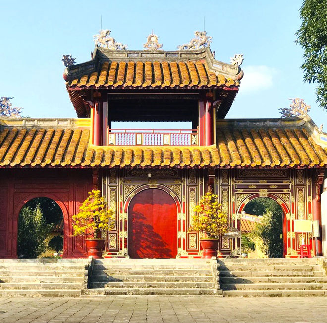 Hue - Vietnam - picture 1