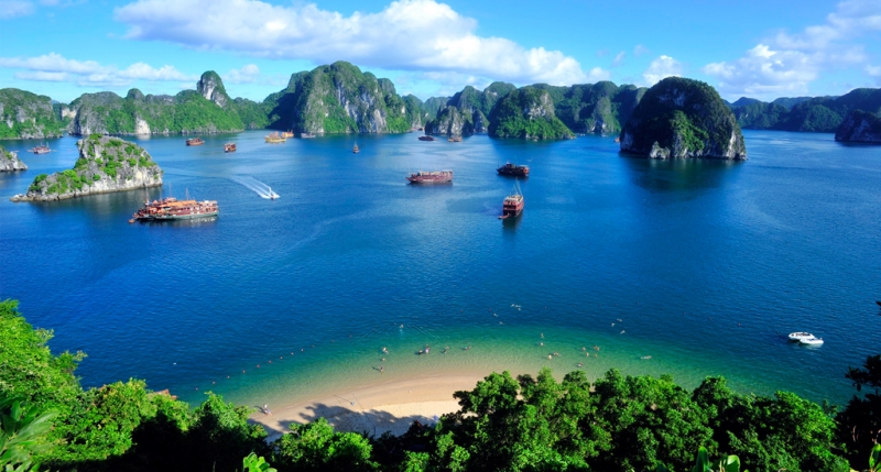 Ha Long - Vietnam - picture 3